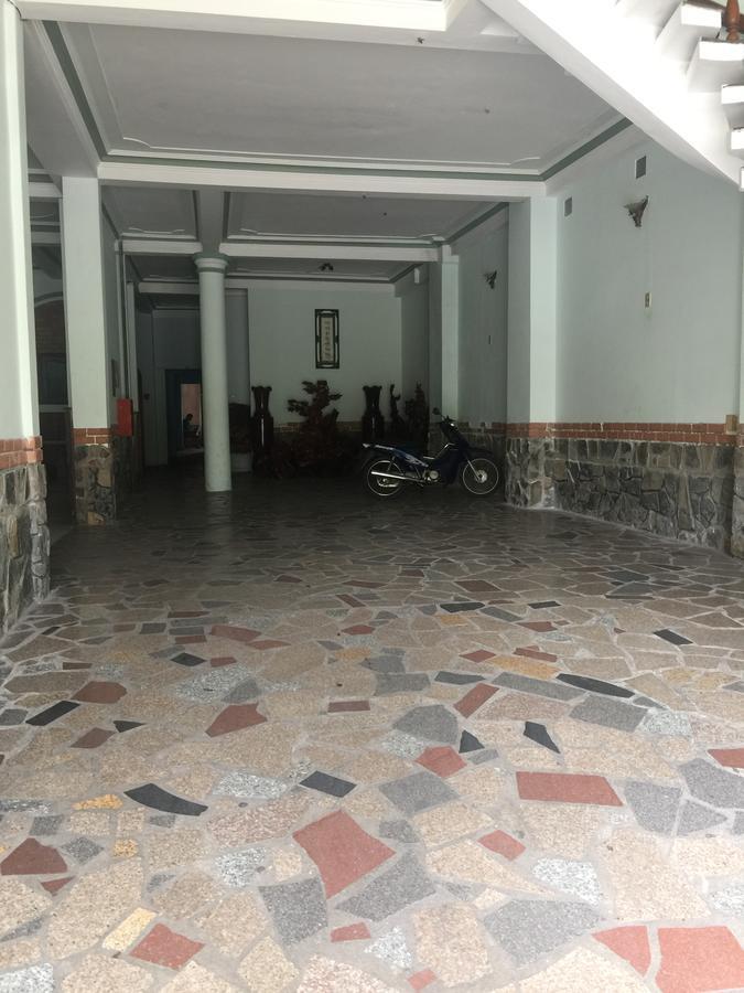 Hotel Thanh Van 2 Туихоа Экстерьер фото